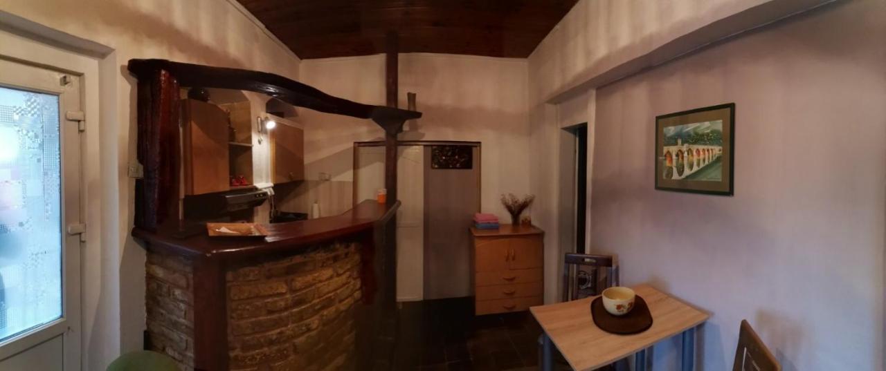 Krin Apartman Subotica Buitenkant foto